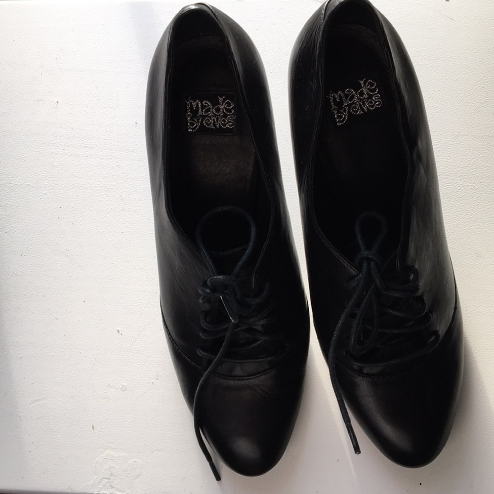 Urban Outfitters Black High Heel booties